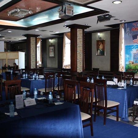 Hotel Bar Restaurant America Kukes Exterior foto